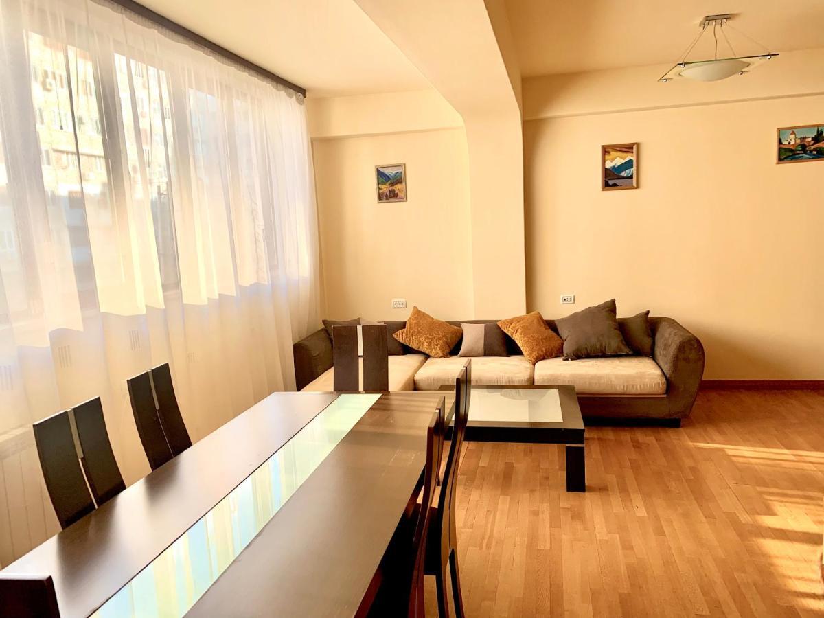 Apartment Amiryan Erevan Exterior foto